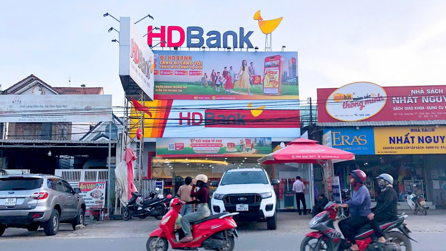 thi công bảng hiệu Phan Thiết